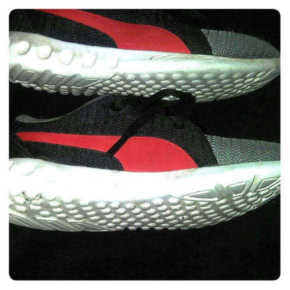 Puma sneakers - Picture 1 of 3